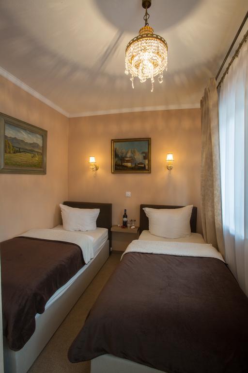 Golden Gapa Large Family Apartment 7 Garmisch-Partenkirchen Room photo